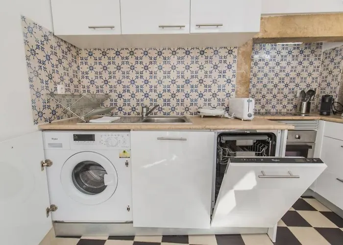 شقة 135 A - In Tranquil Flat In Alfama Near Se And Castle