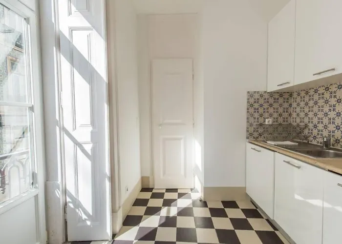 شقة 135 A - In Tranquil Flat In Alfama Near Se And Castle Lisboa