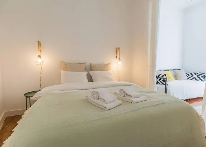 شقة 135 A - In Tranquil Flat In Alfama Near Se And Castle