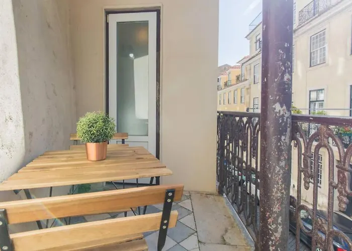 135 A - In Tranquil Flat In Alfama Near Se And Castle