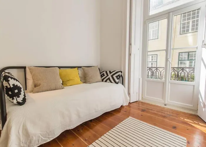 شقة 135 A - In Tranquil Flat In Alfama Near Se And Castle Lisboa